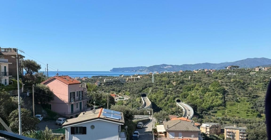 Casa Graziella Bed & Breakfast Celle Ligure Exterior photo
